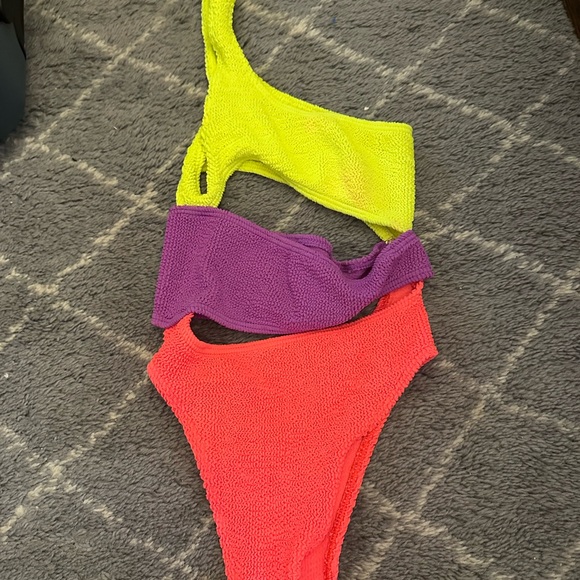 bond-eye Rico One Piece Swimsuit - Picture 4 of 4